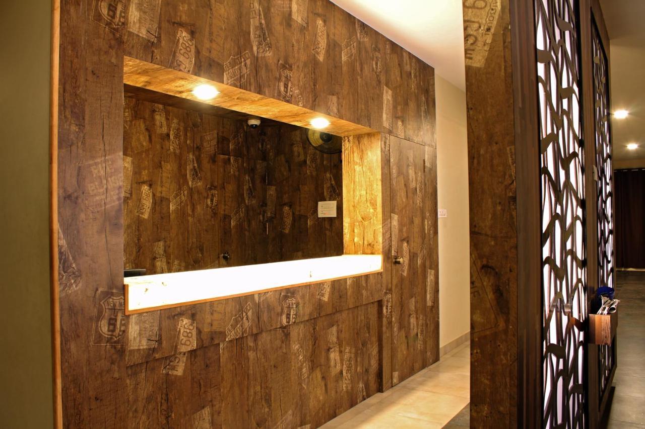 Rathna Square Villa Pollāchi Dış mekan fotoğraf
